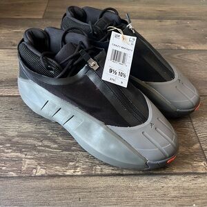 Adidas' Crazy IIInfinity Basketball Shoe Charcoal Size 9.5